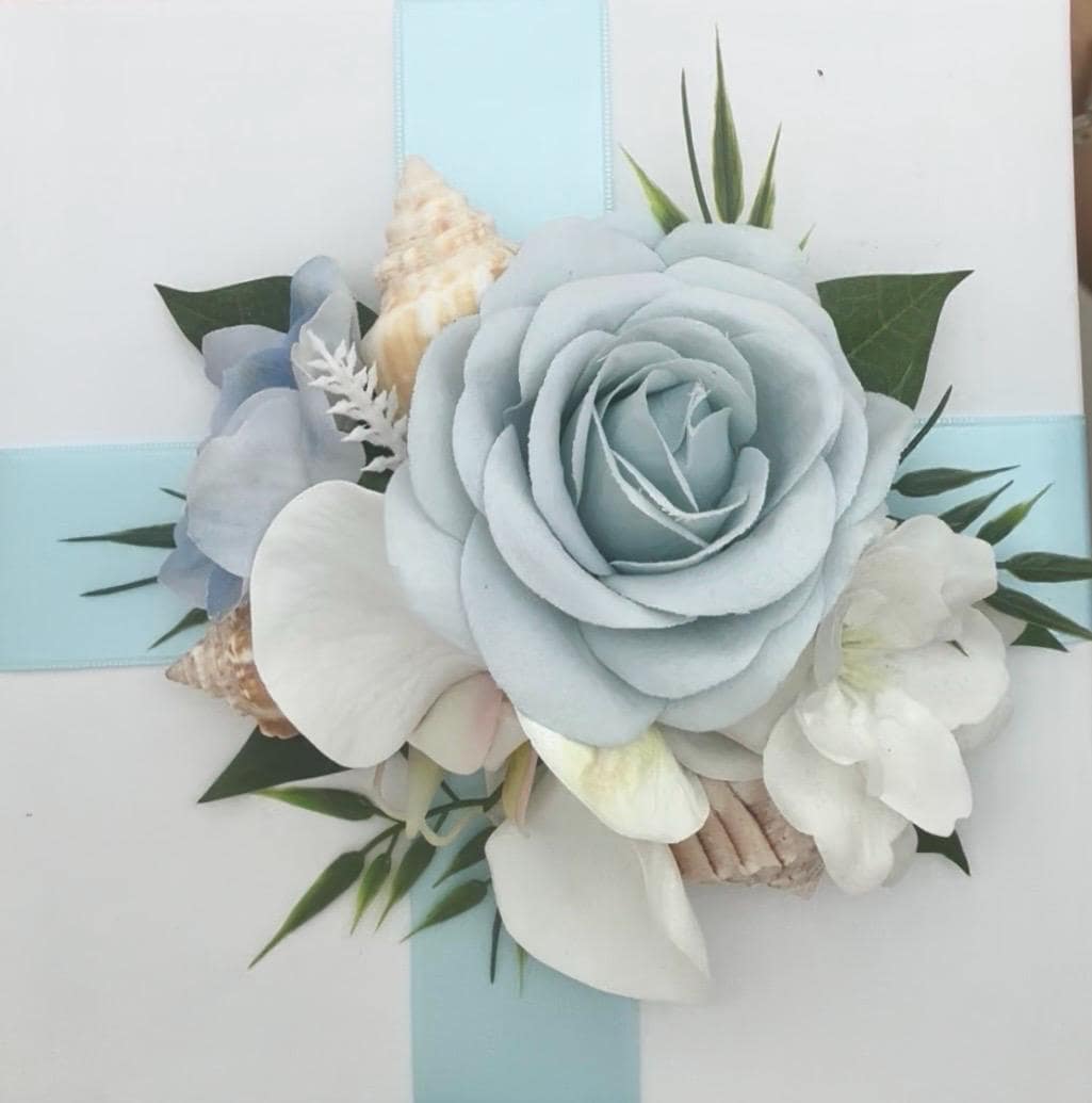 Real Touch Hydrangea & Rose Gift Box Floral Arrangement in Glass Vase and Faux Water